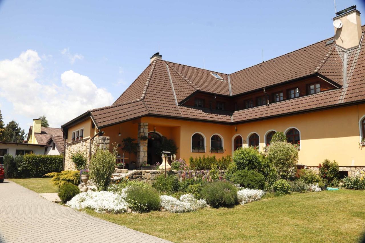Apartman U Vagnera Dvůr Králové nad Labem Exteriör bild