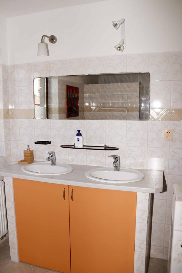 Apartman U Vagnera Dvůr Králové nad Labem Exteriör bild